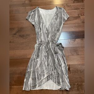 Banana Republic  Black and White wrap Dress